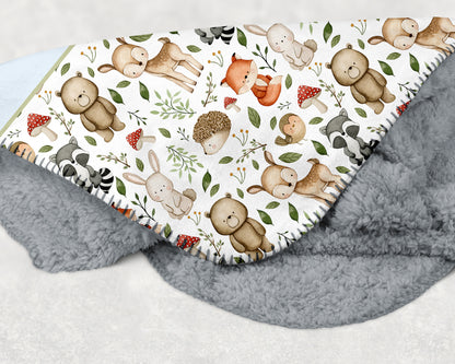 Personalized Woodland animals Blanket | Forest nursery bedding - Magical Forest